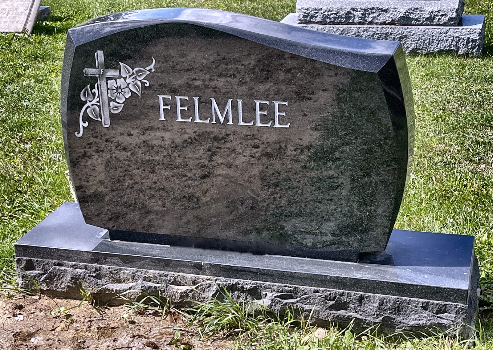Black granite serpentine monument